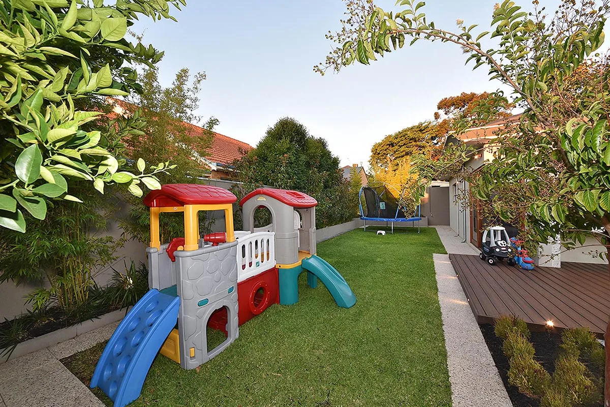 Bicton, WA landscape design by Mondo Landscapes, photo 5