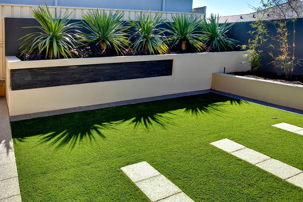 Lakelands, WA landscape design by Mondo Landscapes, photo 2