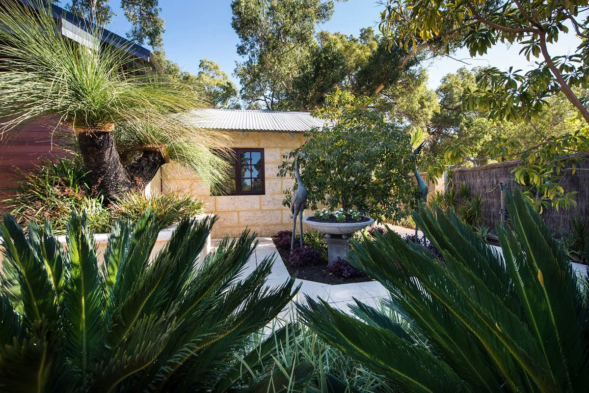 Lesmurdie, WA landscape design by Mondo Landscapes, photo 10