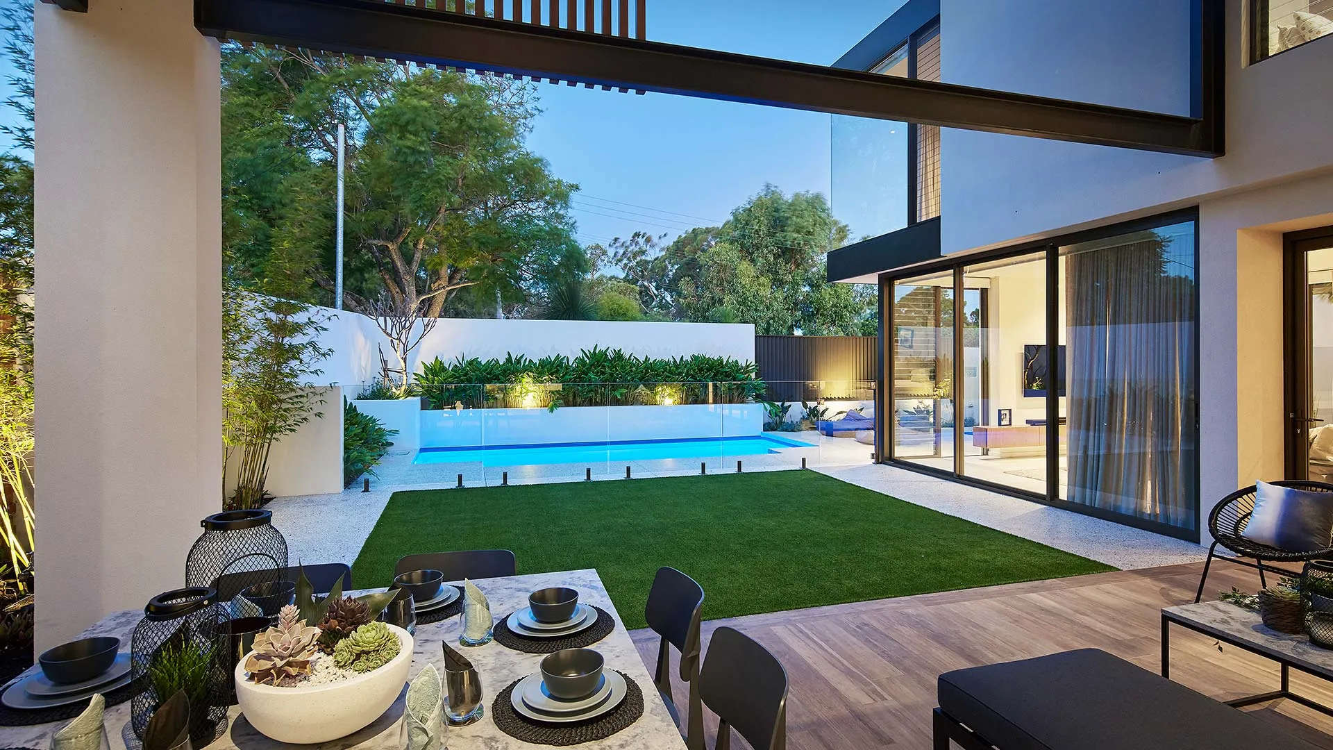 Resort style garden and pool designed by Mondo Landscapes